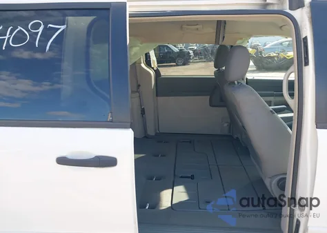 2008 Chrysler Town & Country Lx из США, поврежденный, VIN 2A8HR44H28R834555